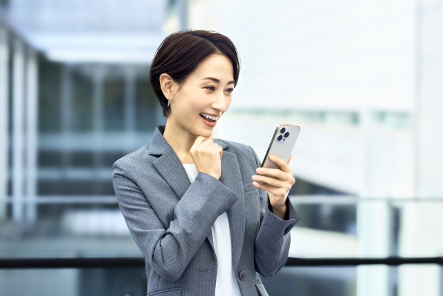 女性